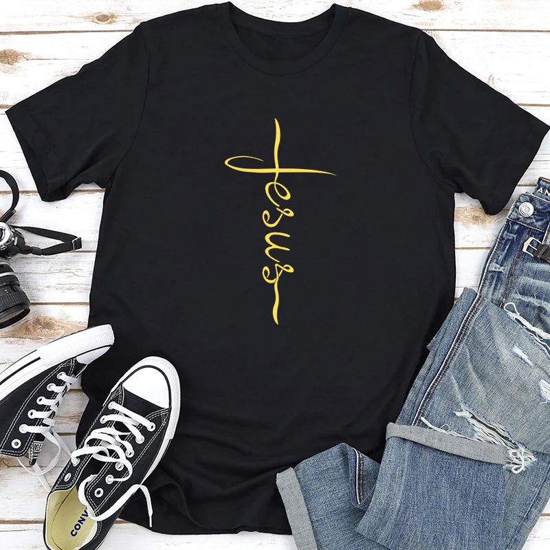 Camiseta “Cruz de Fe” – Estilo Urbano con Mensaje Espiritual