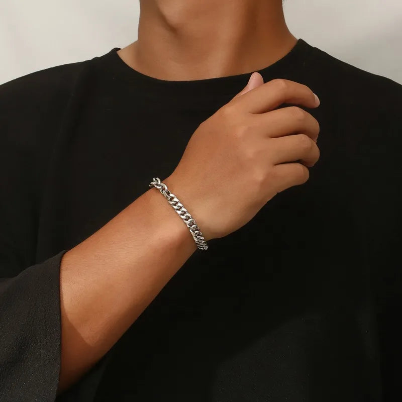 Set cristiano “Fortaleza en la Fe” – Collar, pulsera y anillo | Alma & Luz